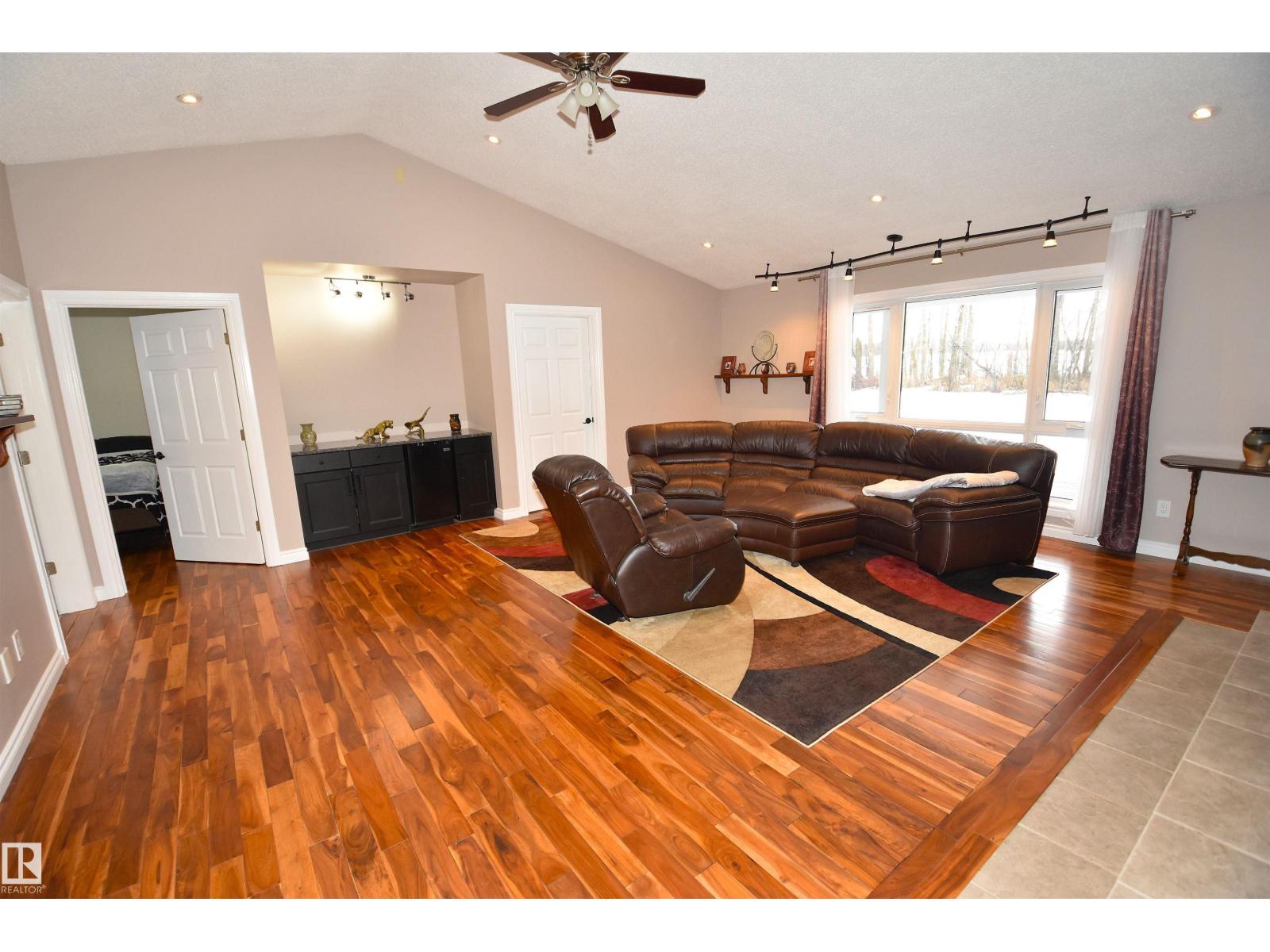 55101 Rge Road 25, Rural Lac Ste. Anne County, Alberta  T0E 1V0 - Photo 15 - E4478594