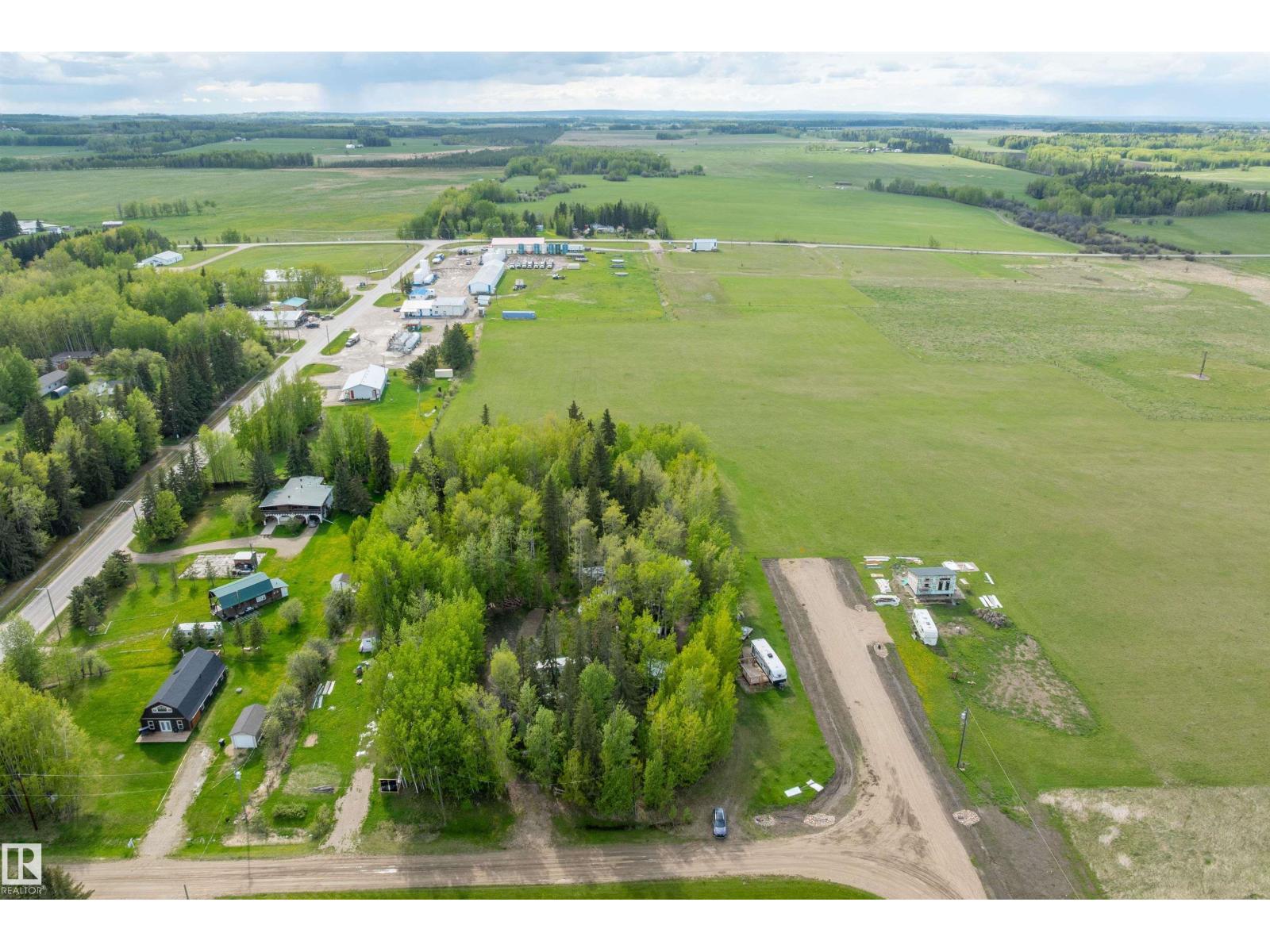 118 4 St W, Rural Wetaskiwin County, Alberta  T0C 0T0 - Photo 12 - E4478700