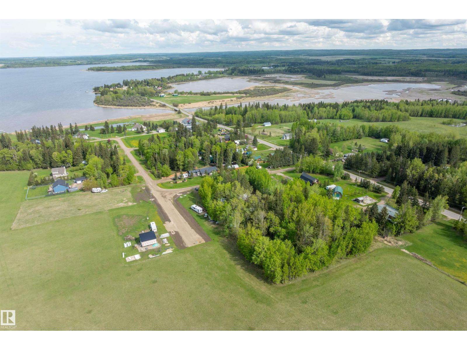 118 4 St W, Rural Wetaskiwin County, Alberta  T0C 0T0 - Photo 8 - E4478700