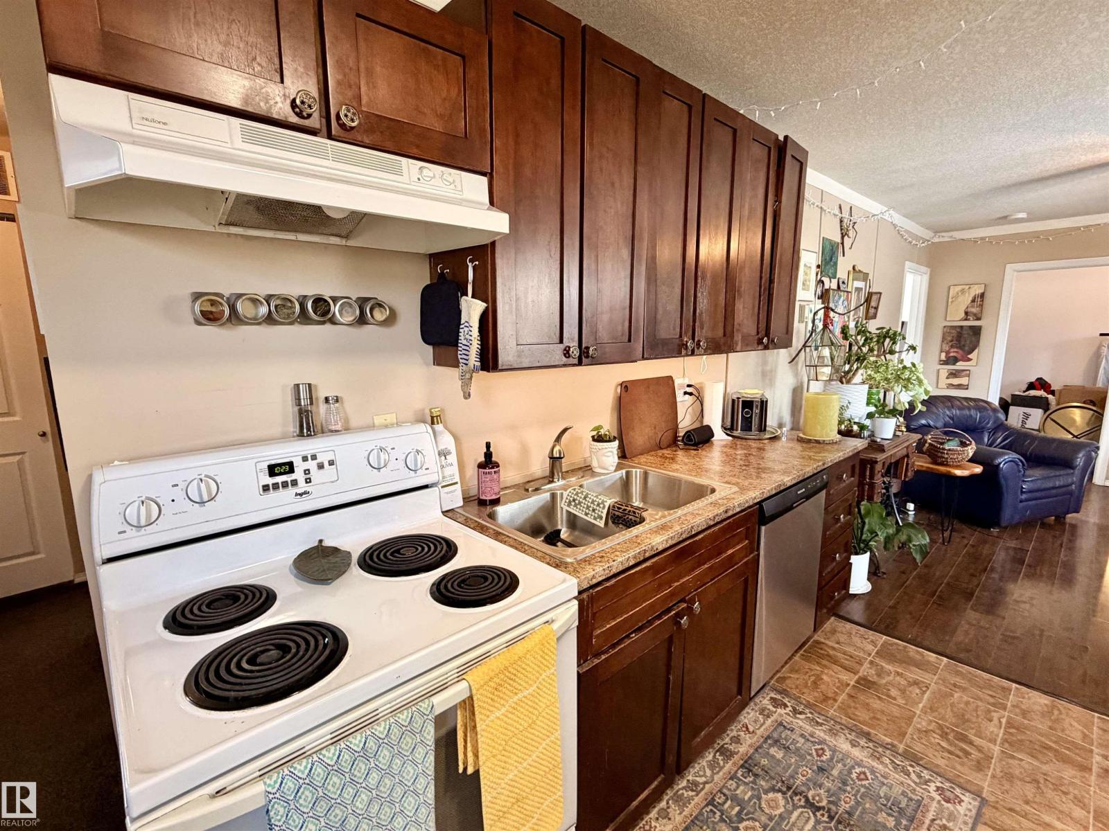 4925 46 St, Drayton Valley, Alberta  T7A 1H4 - Photo 13 - E4478710