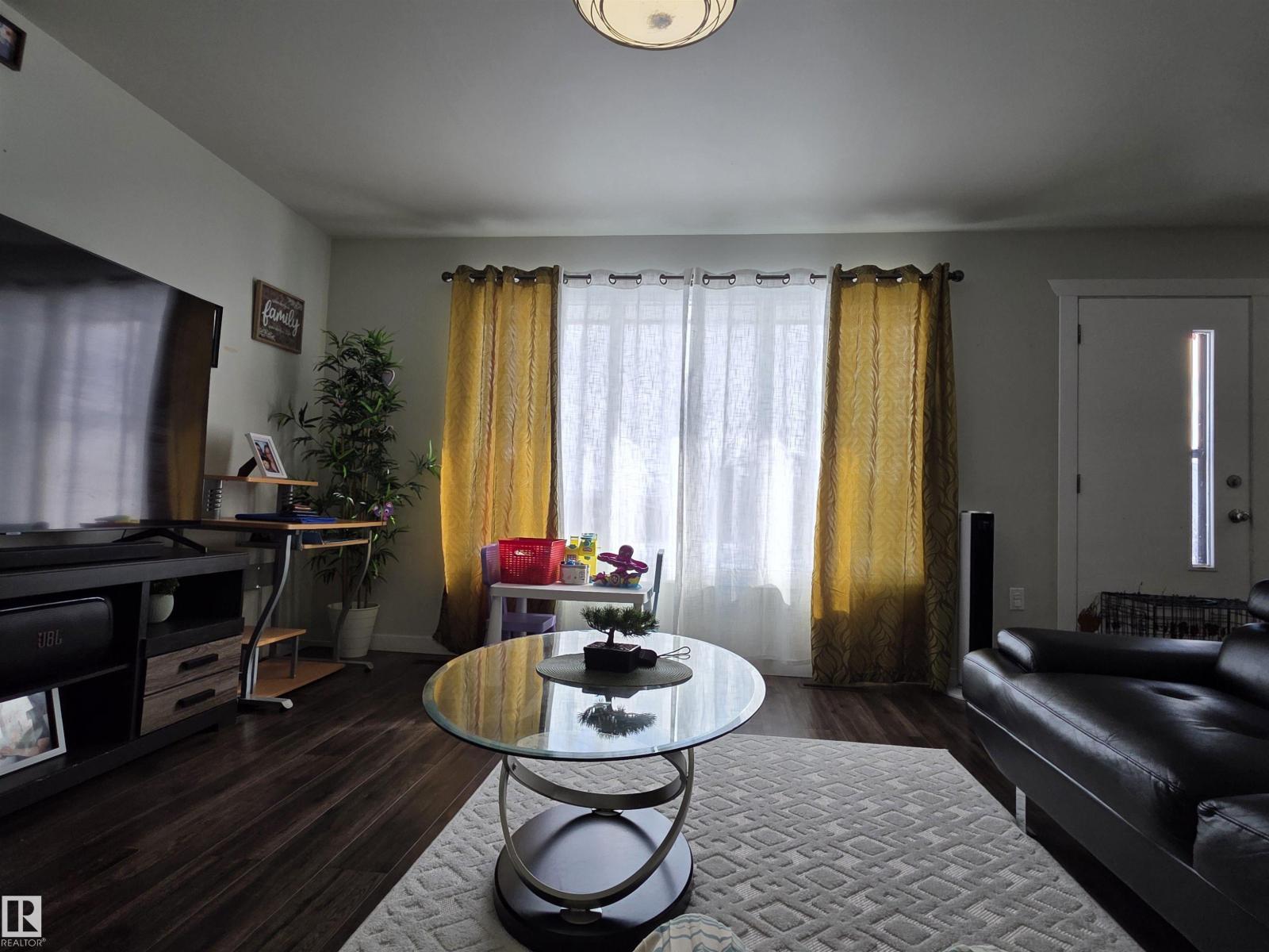 4706 47 St, Mayerthorpe, Alberta  T0E 1N0 - Photo 1 - E4478772