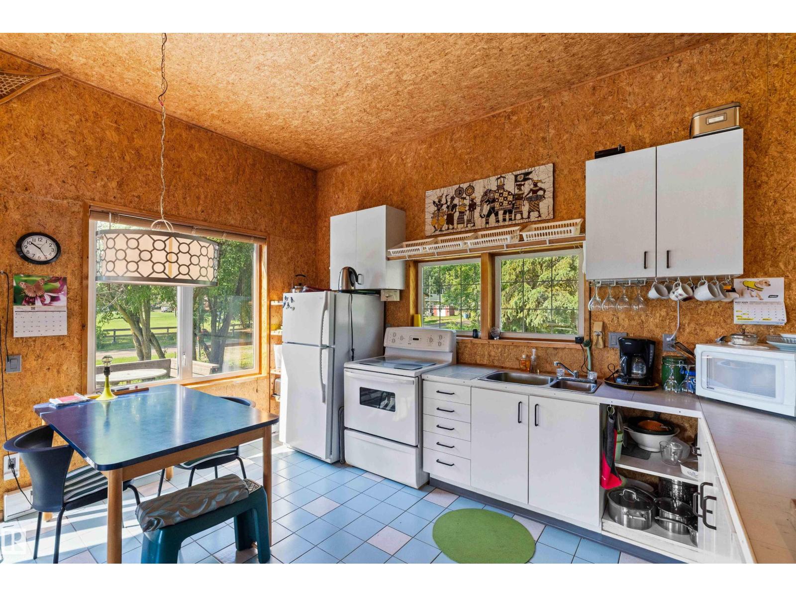 220 2 St. Ross Haven, Rural Lac Ste. Anne County, Alberta  T0E 1A0 - Photo 14 - E4478923