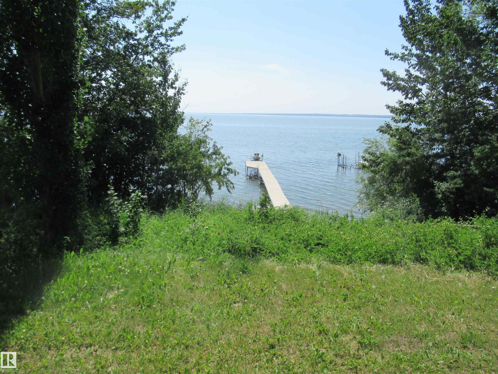 760 Mission Be, Rural Leduc County, Alberta T0C 2P0 - Photo 2 - E4478930