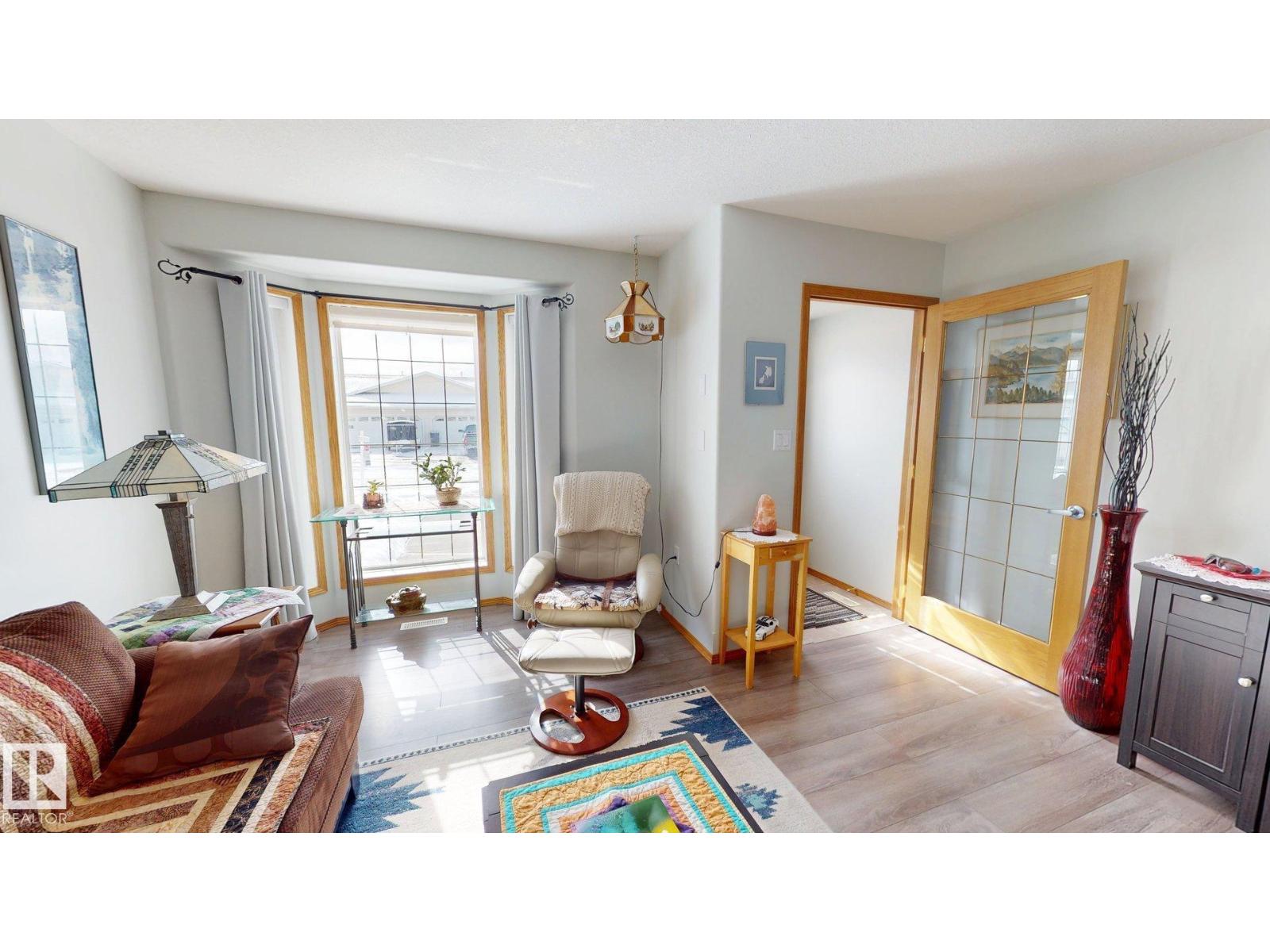 3909 46 St, Drayton Valley, Alberta  T7A 1J5 - Photo 8 - E4478987