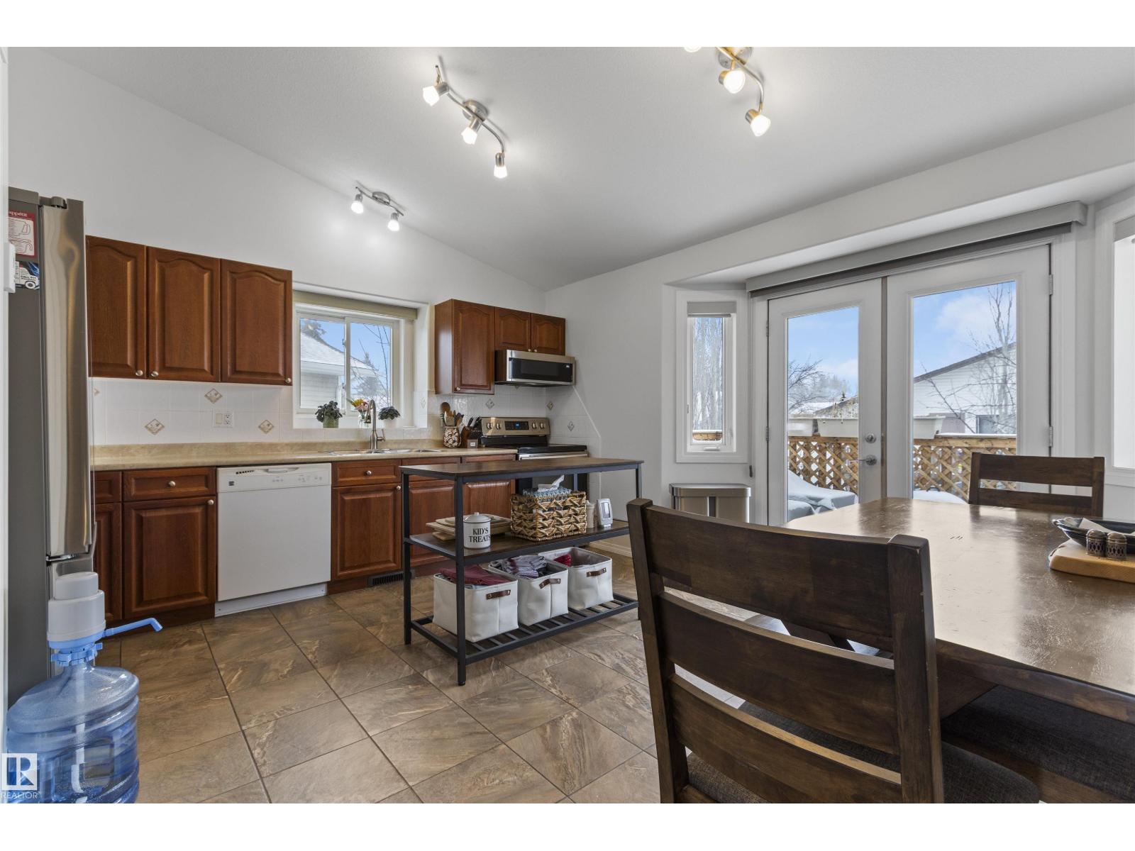 3728 48b Av, Drayton Valley, Alberta  T7A 1T3 - Photo 10 - E4479200