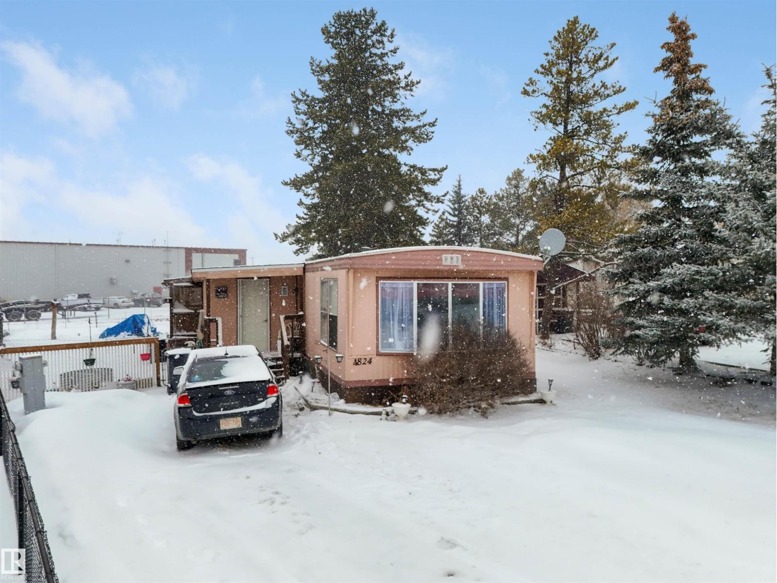 4824 56a St, Drayton Valley, Alberta  T7A 1J9 - Photo 2 - E4479203