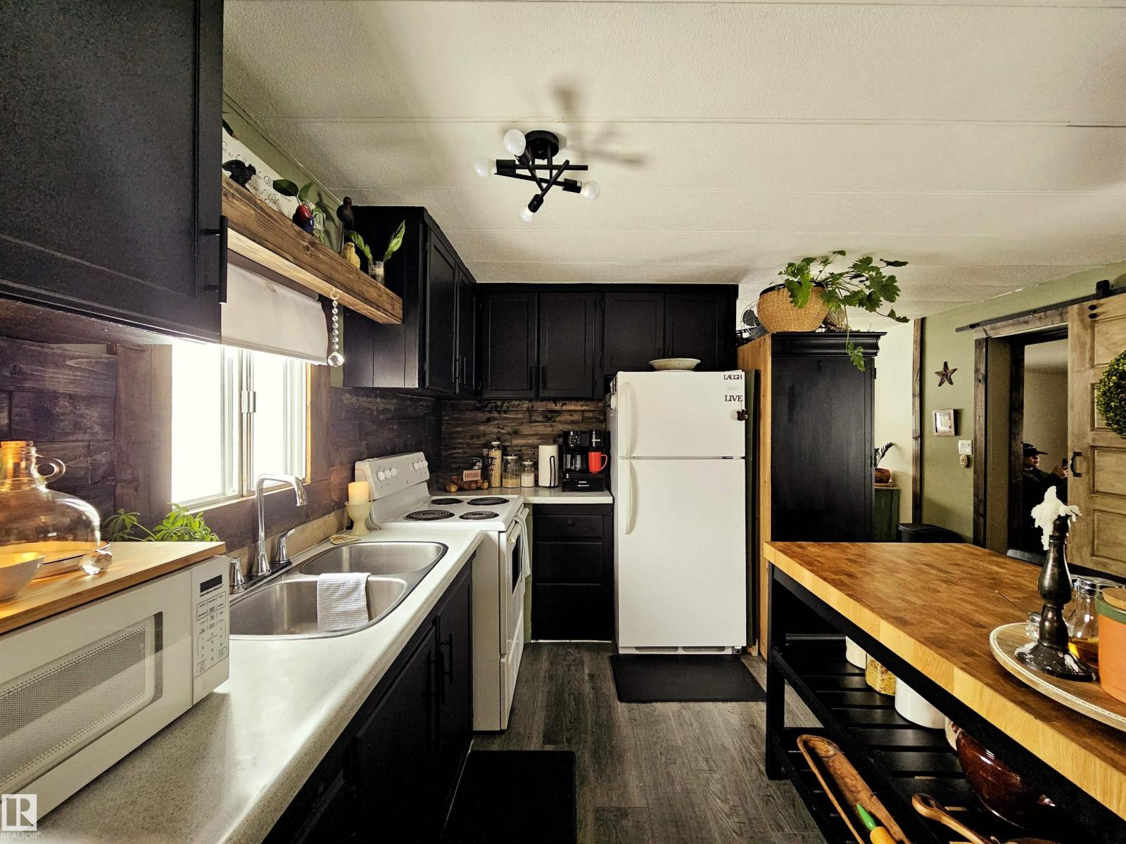 4904 52 Av, Breton, Alberta  T0C 0B8 - Photo 13 - E4479212