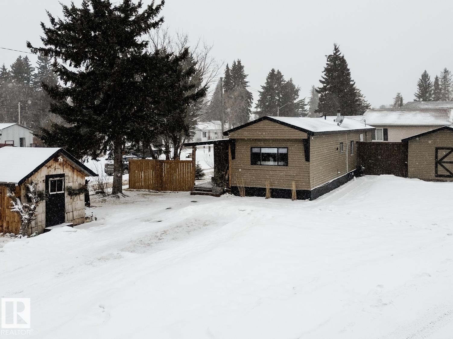 4904 52 Av, Breton, Alberta  T0C 0B8 - Photo 40 - E4479212