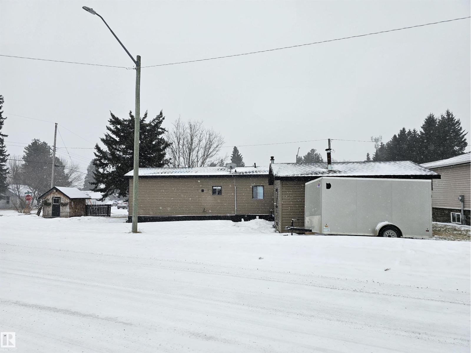 4904 52 Av, Breton, Alberta  T0C 0B8 - Photo 45 - E4479212