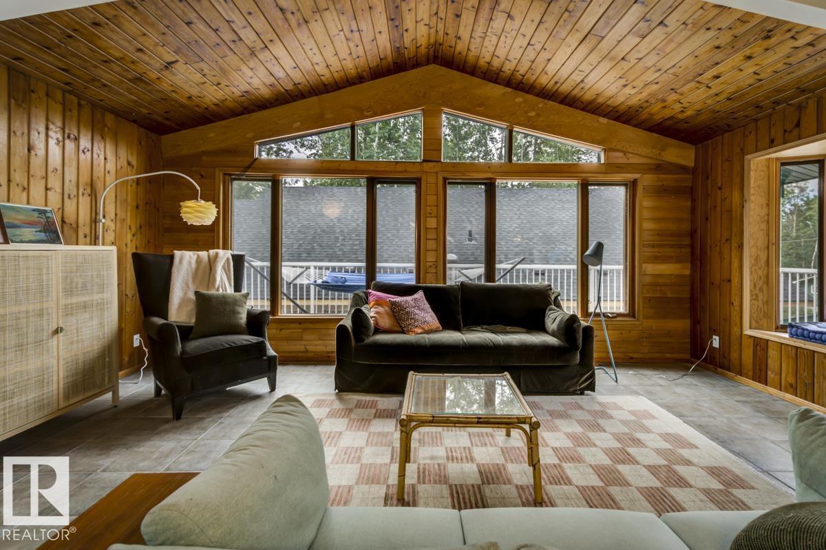 6 Hazel Av, Rural Lac Ste. Anne County, Alberta  T0E 0L0 - Photo 3 - E4479371