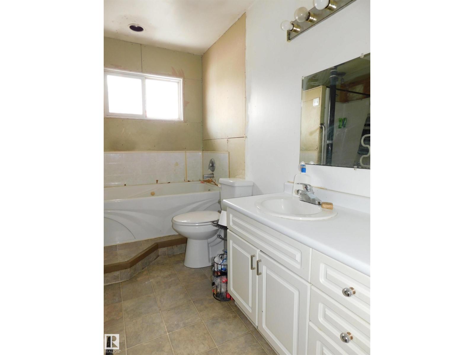 #716 57115 Rge Road 80, Rochfort Bridge, Alberta T0E 1Y0 - Photo 14 - E4479528