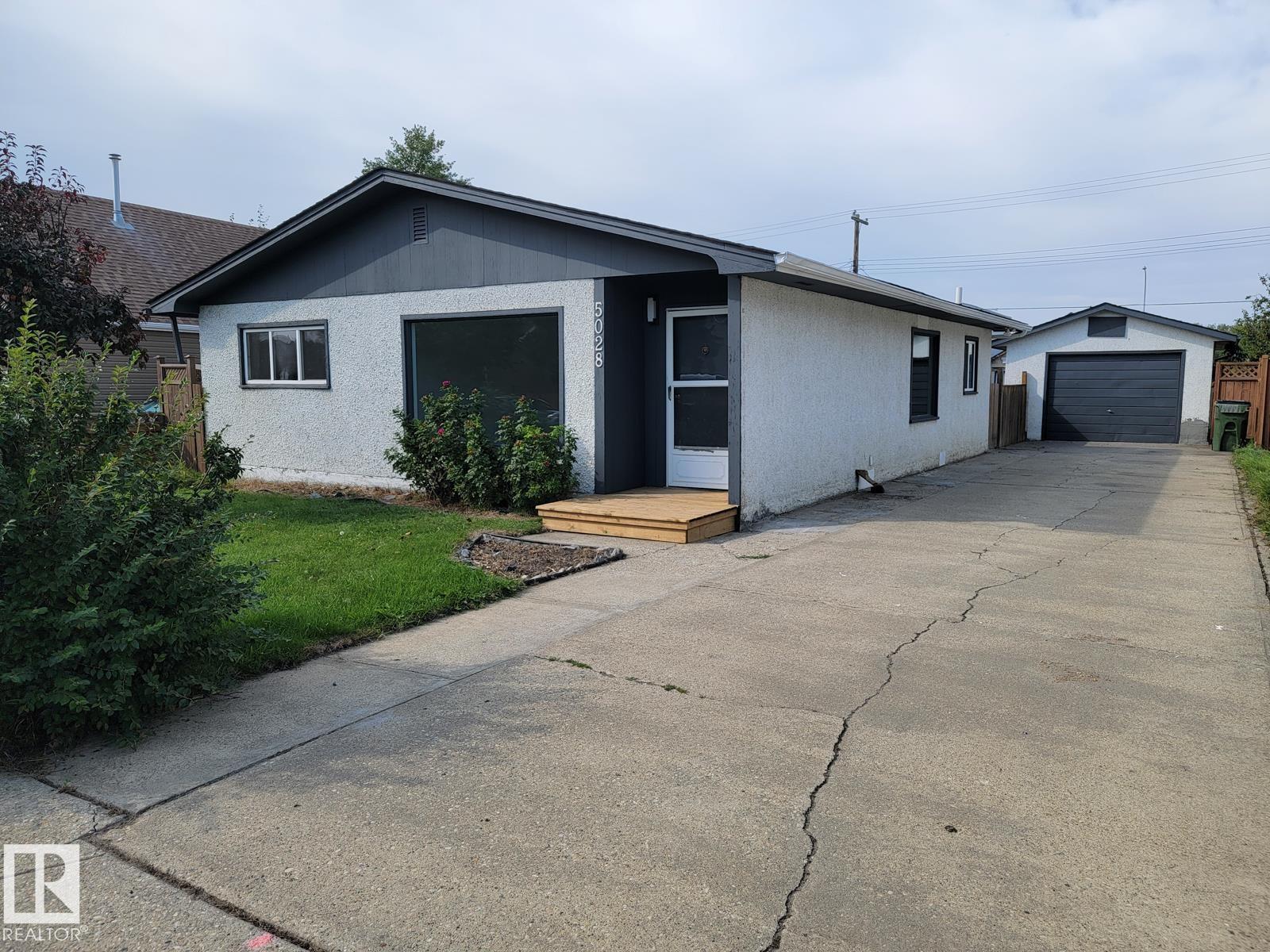 5028 49 Av, Onoway, Alberta  T0E 1V0 - Photo 3 - E4479901