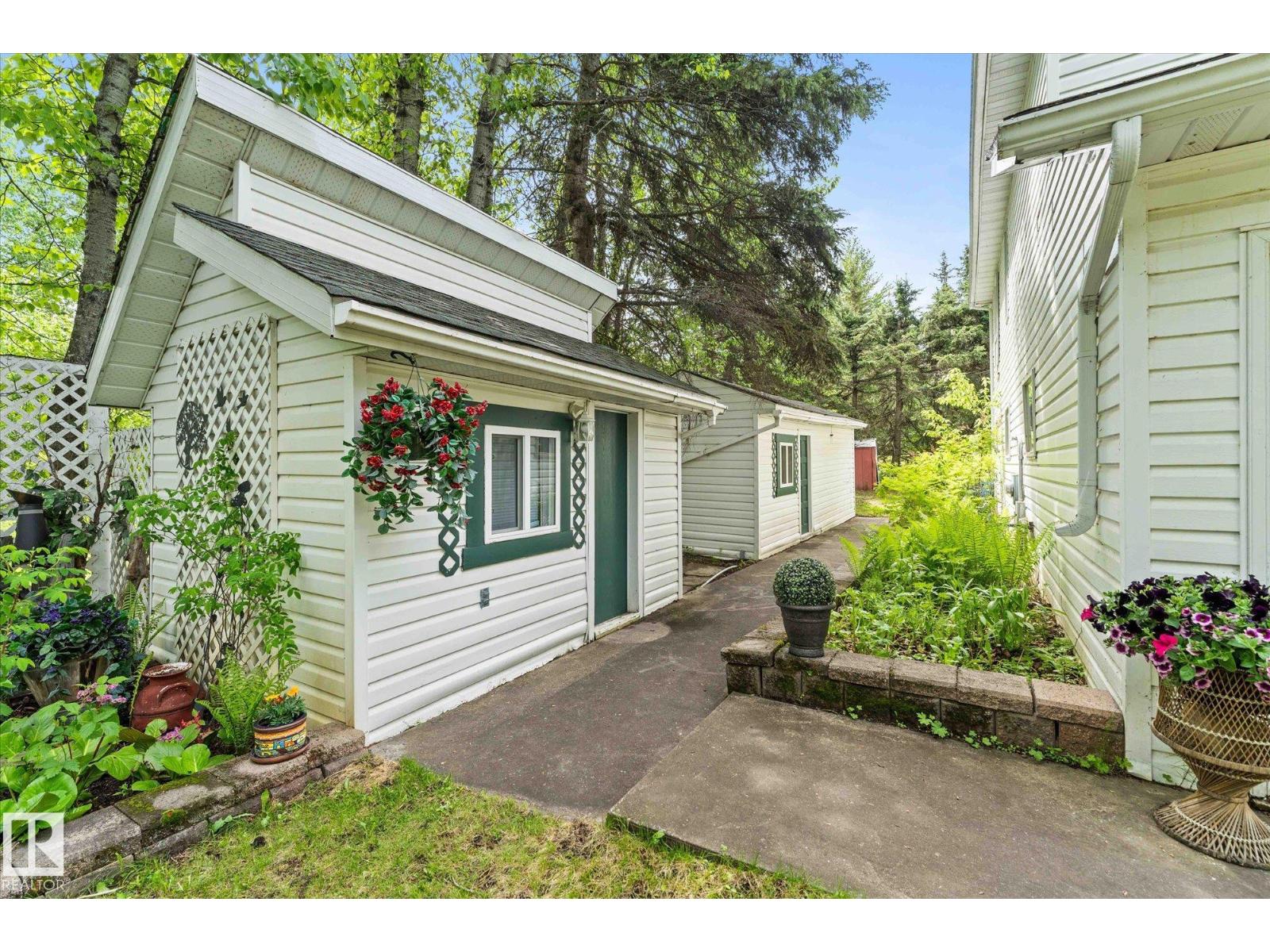 4418 Hwy 633, Rural Lac Ste. Anne County, Alberta  T0E 0L0 - Photo 34 - E4479983