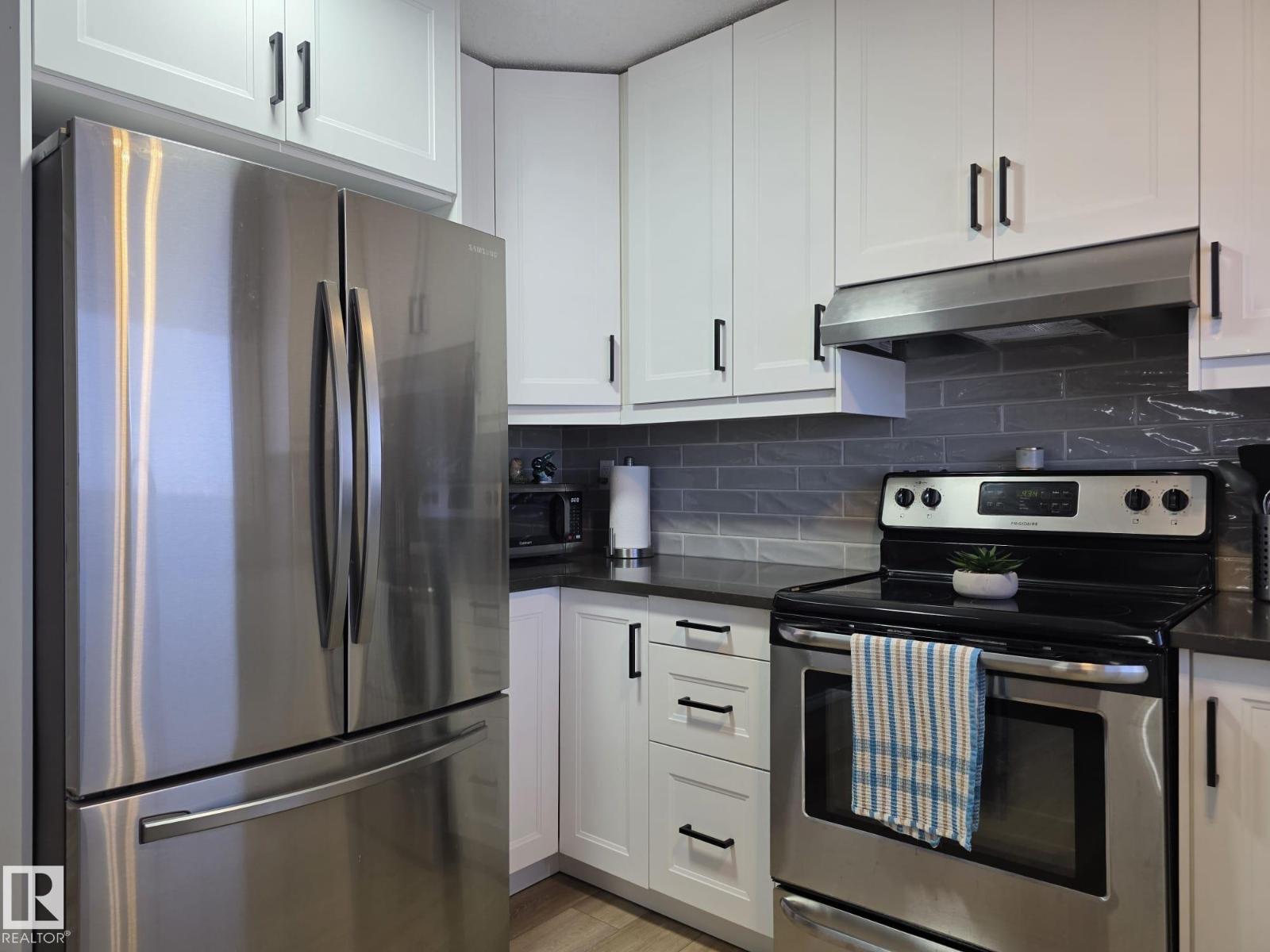 4307 47 St, Drayton Valley, Alberta  T7A 1G8 - Photo 5 - E4480125