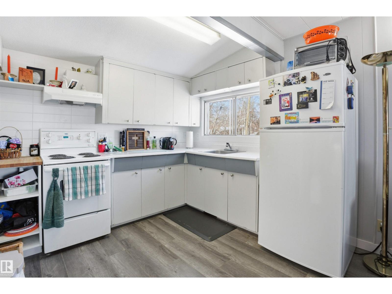 707 7 St, Rural Lac Ste. Anne County, Alberta  T0E 1V0 - Photo 29 - E4480193