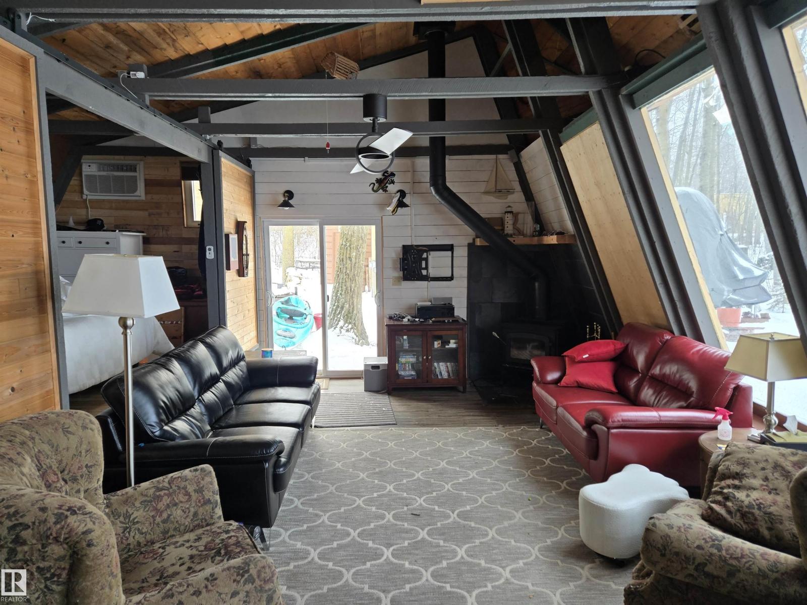 5 Conifer Cr, Rural Lac Ste. Anne County, Alberta  T0E 0V0 - Photo 10 - E4480421