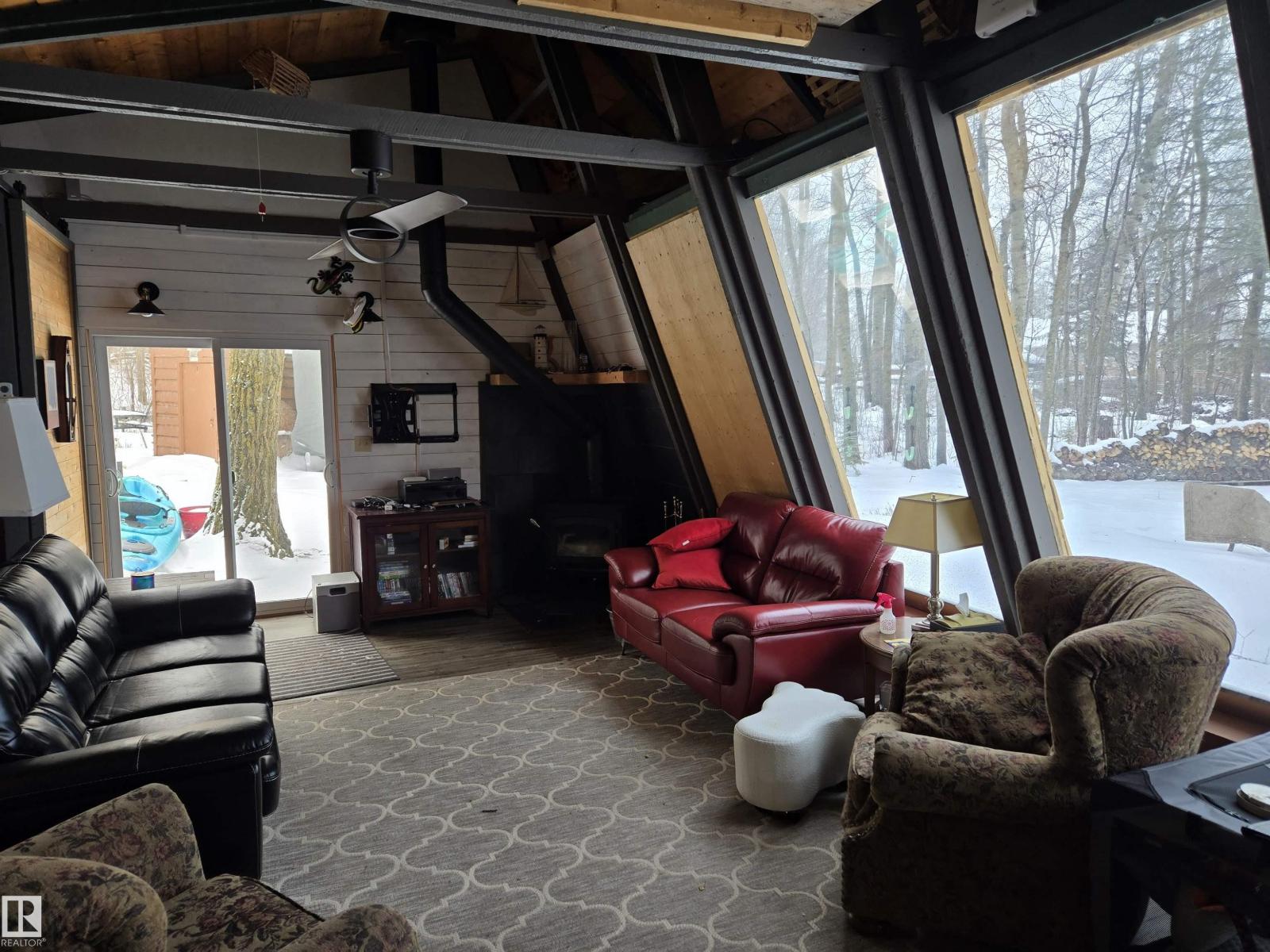 5 Conifer Cr, Rural Lac Ste. Anne County, Alberta  T0E 0V0 - Photo 11 - E4480421