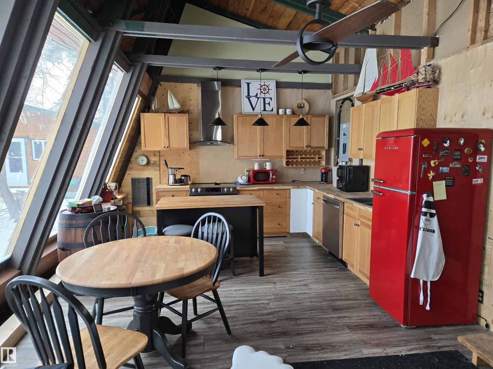 5 Conifer Cr, Rural Lac Ste. Anne County, Alberta  T0E 0V0 - Photo 4 - E4480421