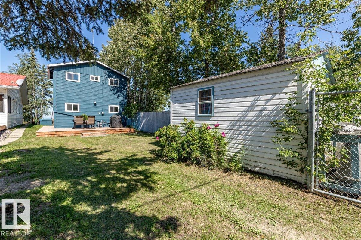 101 1st Ave Mameo Beach, Rural Wetaskiwin County, Alberta  T0C 1X0 - Photo 2 - E4480574