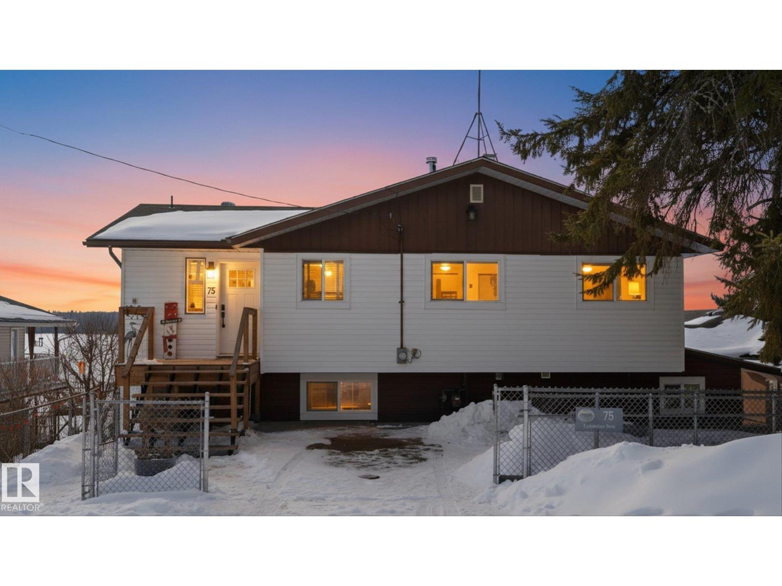 75 Lakeshore Av South View, Rural Lac Ste. Anne County, Alberta  T0E 0L0 - Photo 2 - E4480593