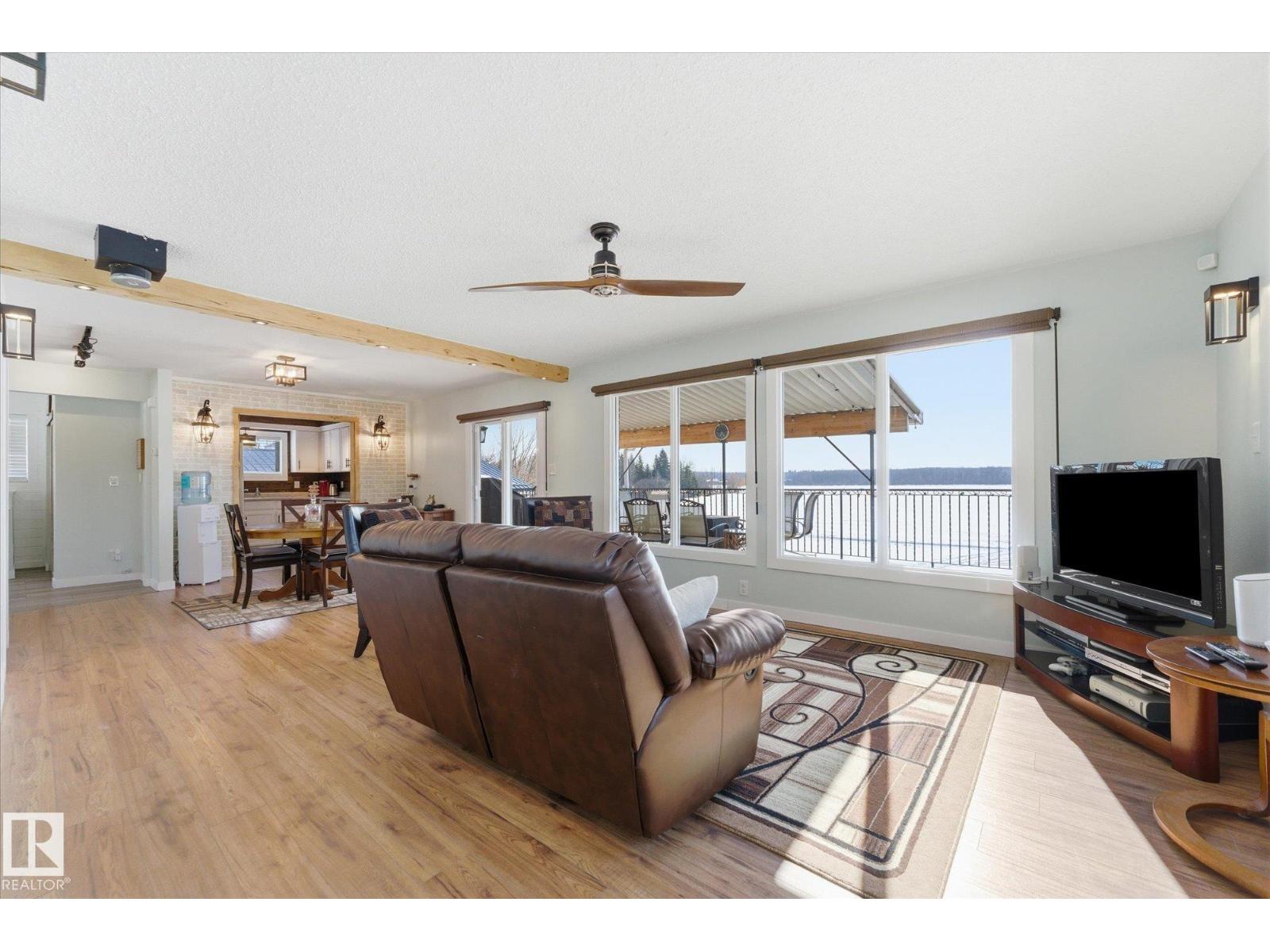 75 Lakeshore Av South View, Rural Lac Ste. Anne County, Alberta  T0E 0L0 - Photo 34 - E4480593