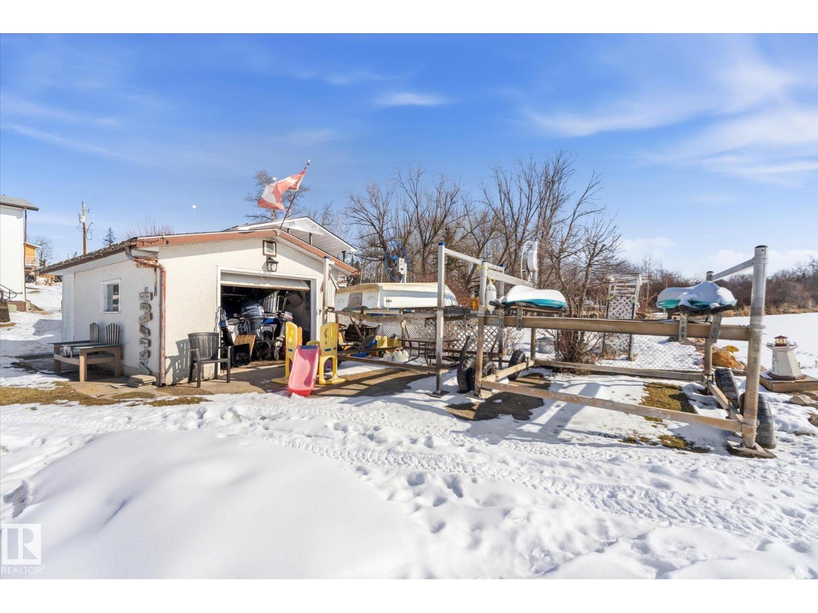 75 Lakeshore Av South View, Rural Lac Ste. Anne County, Alberta  T0E 0L0 - Photo 61 - E4480593