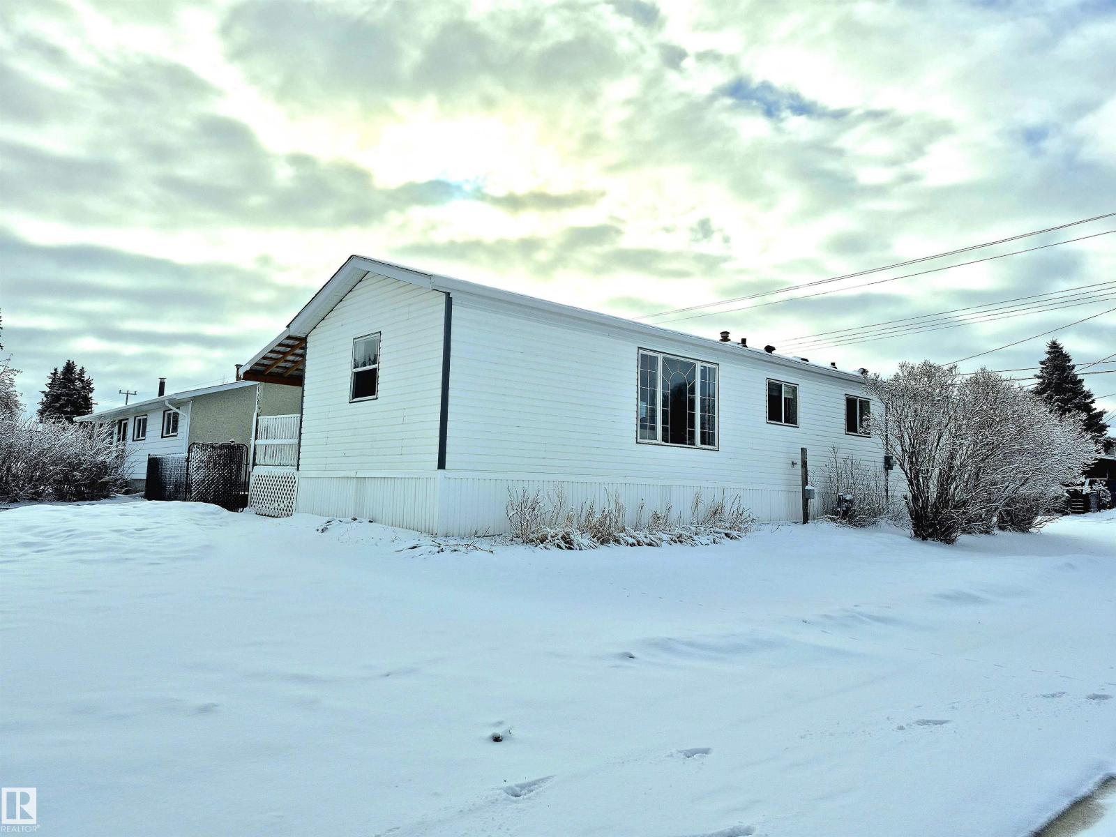 4631 48 Av, Evansburg, Alberta  T0E 0T0 - Photo 1 - E4480605