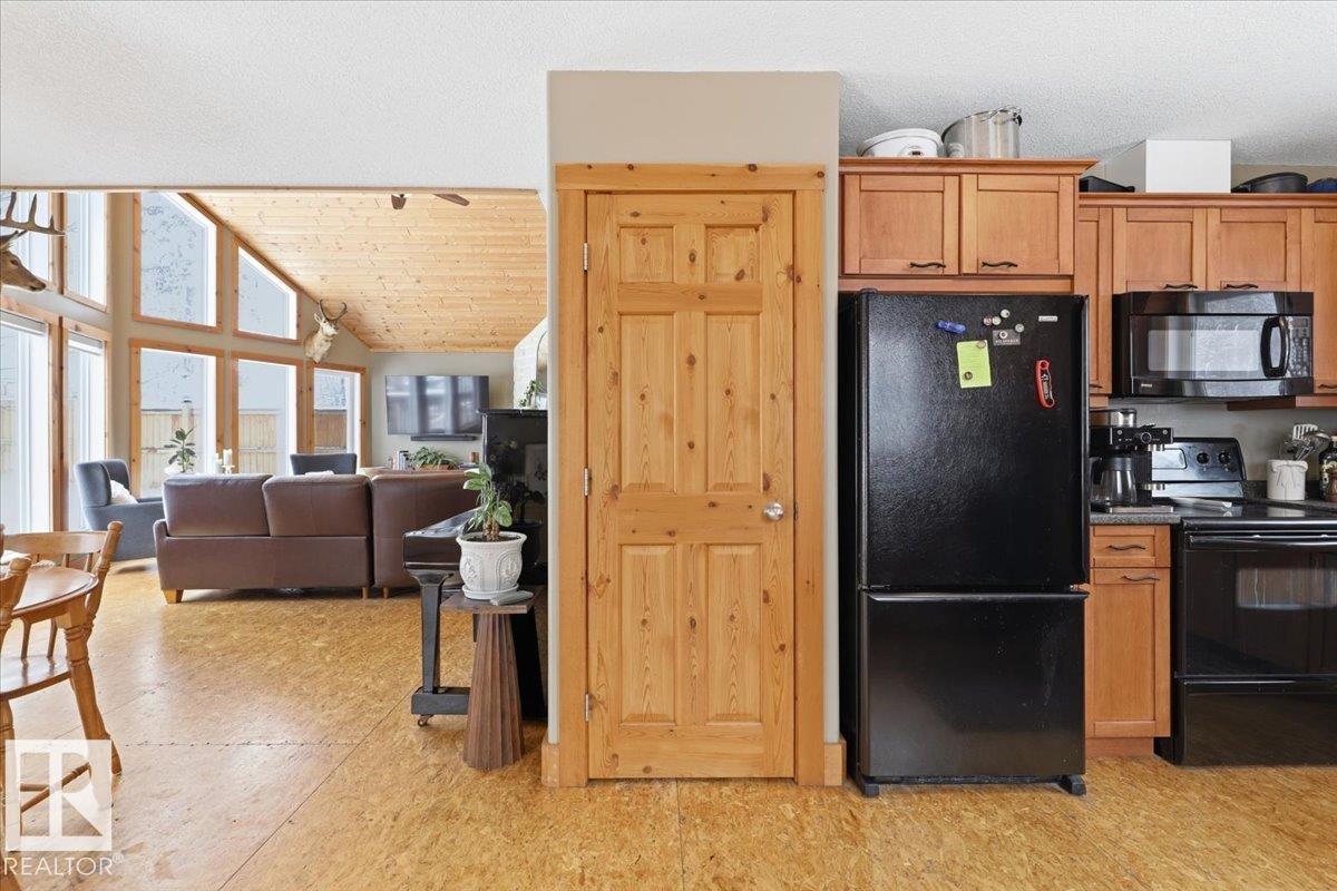 #2090 2001 Twp Rd, Rural Leduc County, Alberta  T0C 2P0 - Photo 2 - E4480704