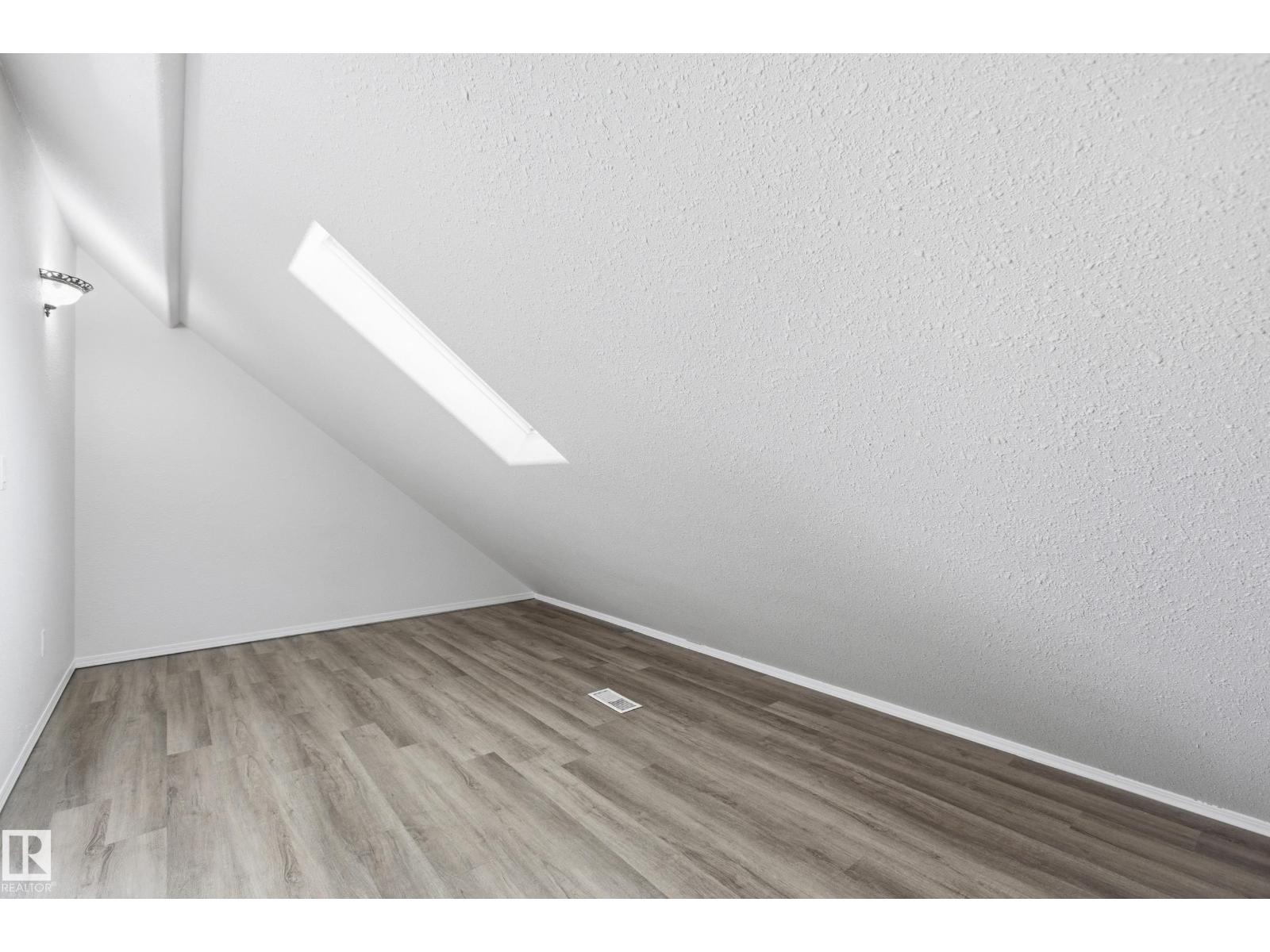 Unknown Address, ,    - Photo 45 - E4481113