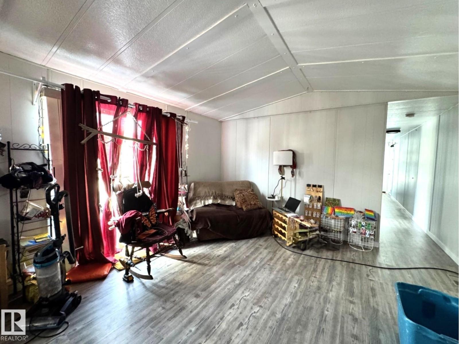 4911 52 St, Entwistle, Alberta  T0E 0S0 - Photo 4 - E4481196