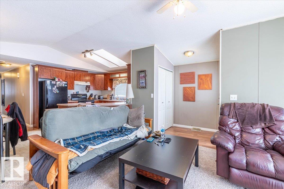 6 Woodcroft Pl, Warburg, Alberta  T0C 2T0 - Photo 9 - E4481656