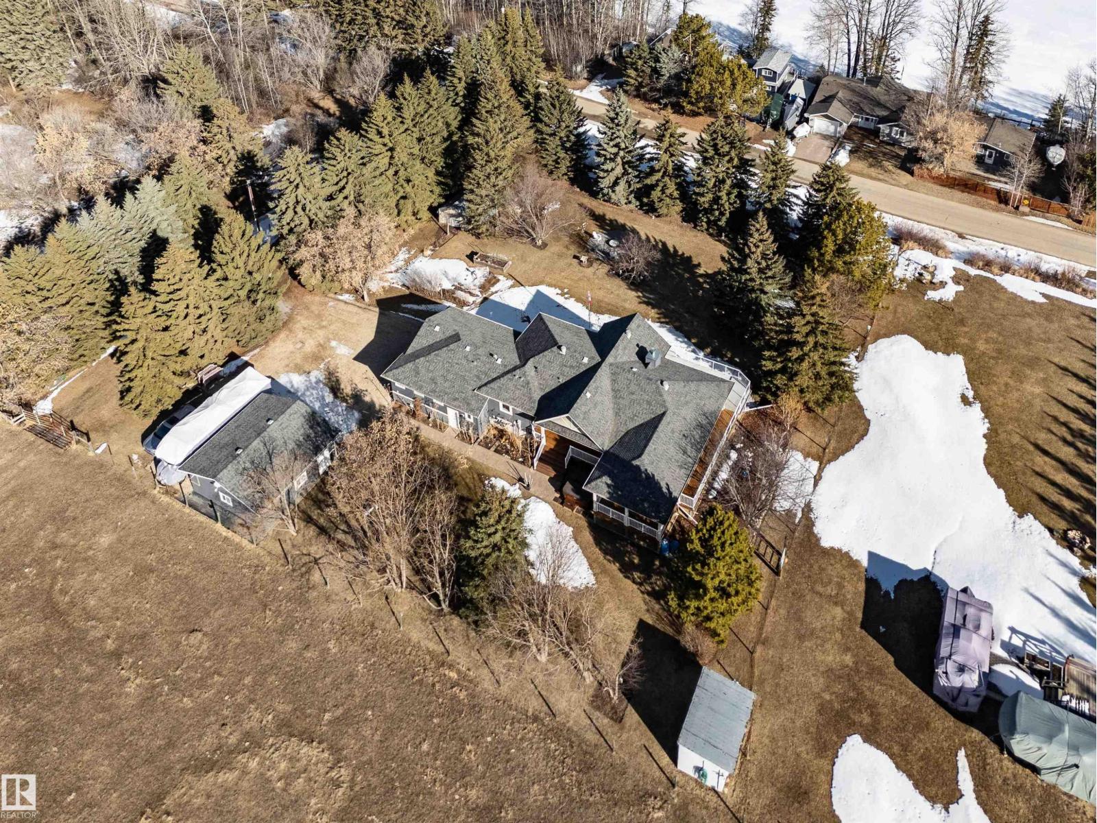 268 Lakeshore Dr, Rural Wetaskiwin County, Alberta  T0C 2V0 - Photo 6 - E4481985