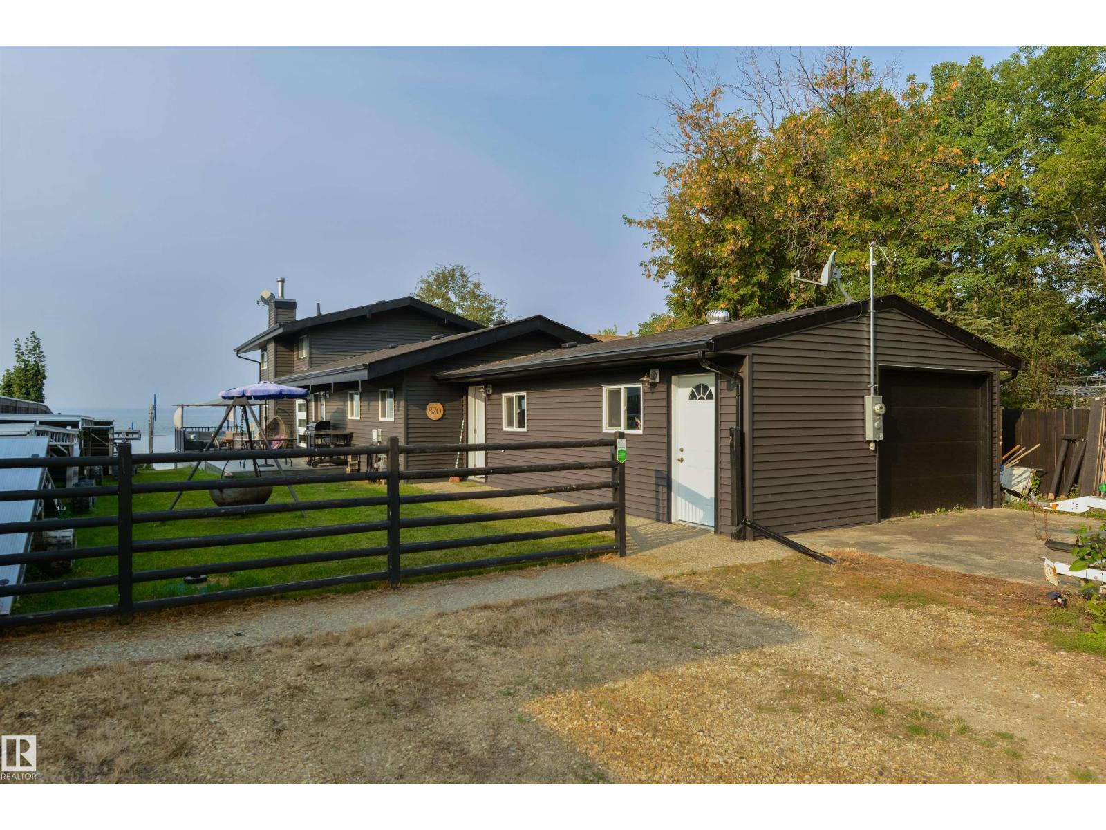 820 8 St, Rural Lac Ste. Anne County, Alberta  T0E 1A0 - Photo 2 - E4482010