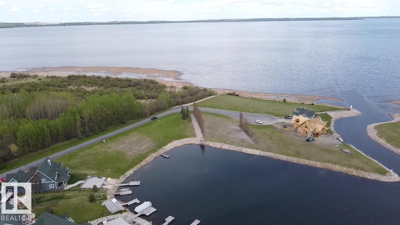 13 Sunset Harbour, Rural Wetaskiwin County, Alberta  T0C 2V0 - Photo 4 - E4482604