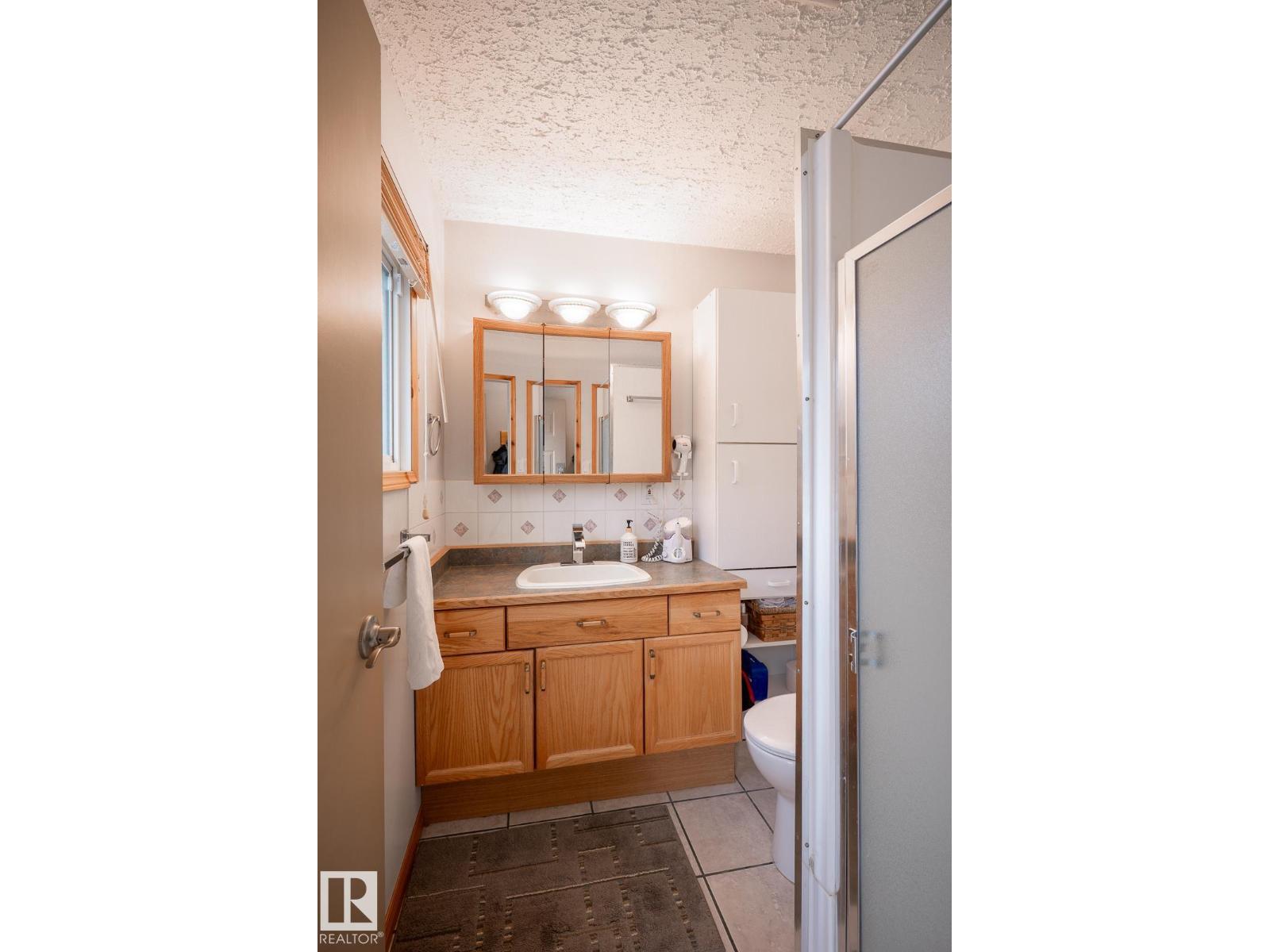 5582 Nakamun Dr, Rural Lac Ste. Anne County, Alberta  T0E 1V0 - Photo 15 - E4482675