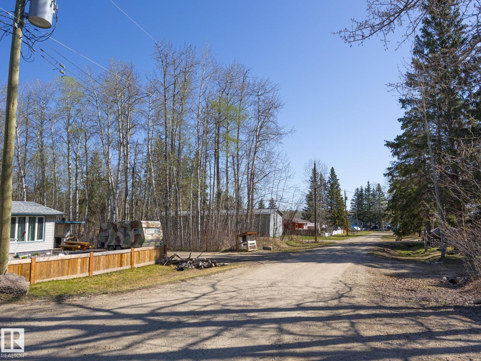 304 3rd Street, Rural Lac Ste. Anne County, Alberta  T0E 0A0 - Photo 4 - E4482813