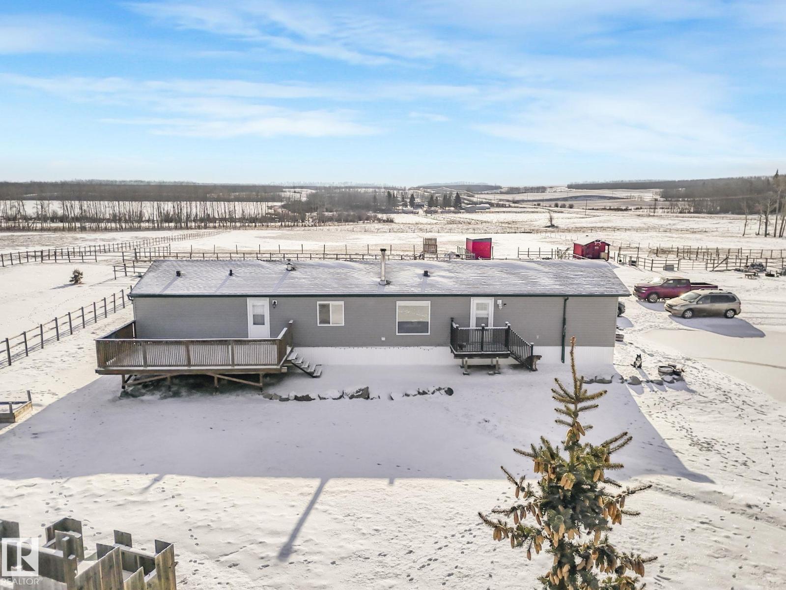 56003 Rge Road 20a, Rural Lac Ste. Anne County, Alberta  T0E 1V0 - Photo 2 - E4482854