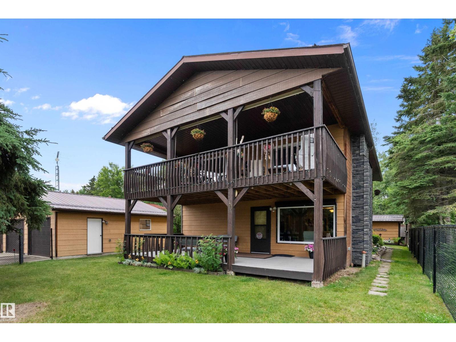 110 1st Av, Rural Wetaskiwin County, Alberta  T0C 1X0 - Photo 1 - E4483197