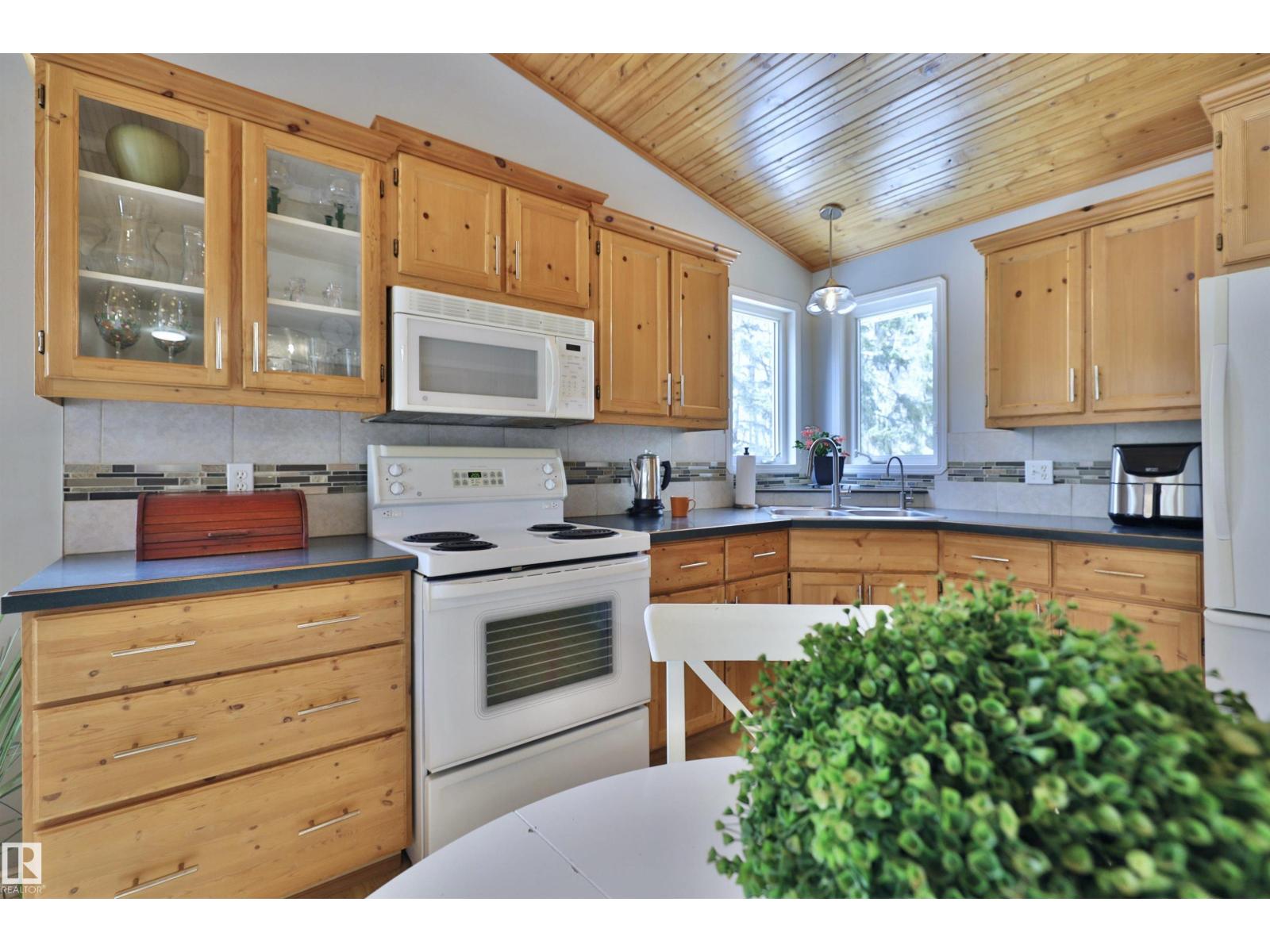 1050 Moonlight Ba, Rural Leduc County, Alberta  T0C 2P0 - Photo 15 - E4483237