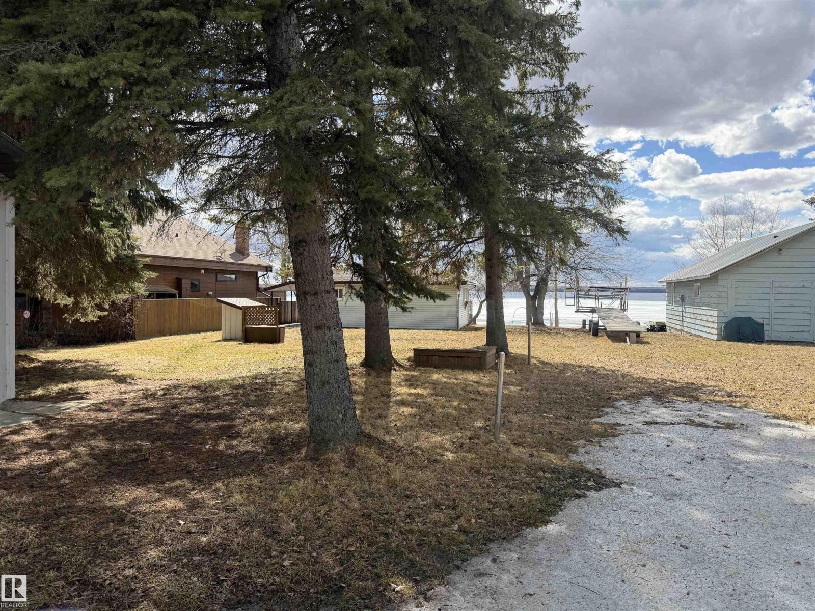 A19 Beach Ave Johnsonia Be, Rural Leduc County, Alberta  T0C 2P0 - Photo 16 - E4483267