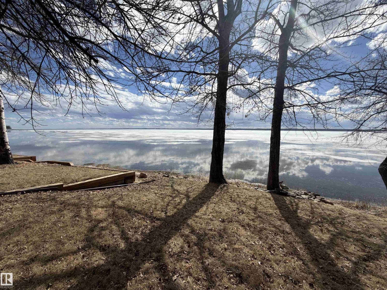 A19 Beach Ave Johnsonia Be, Rural Leduc County, Alberta  T0C 2P0 - Photo 4 - E4483267