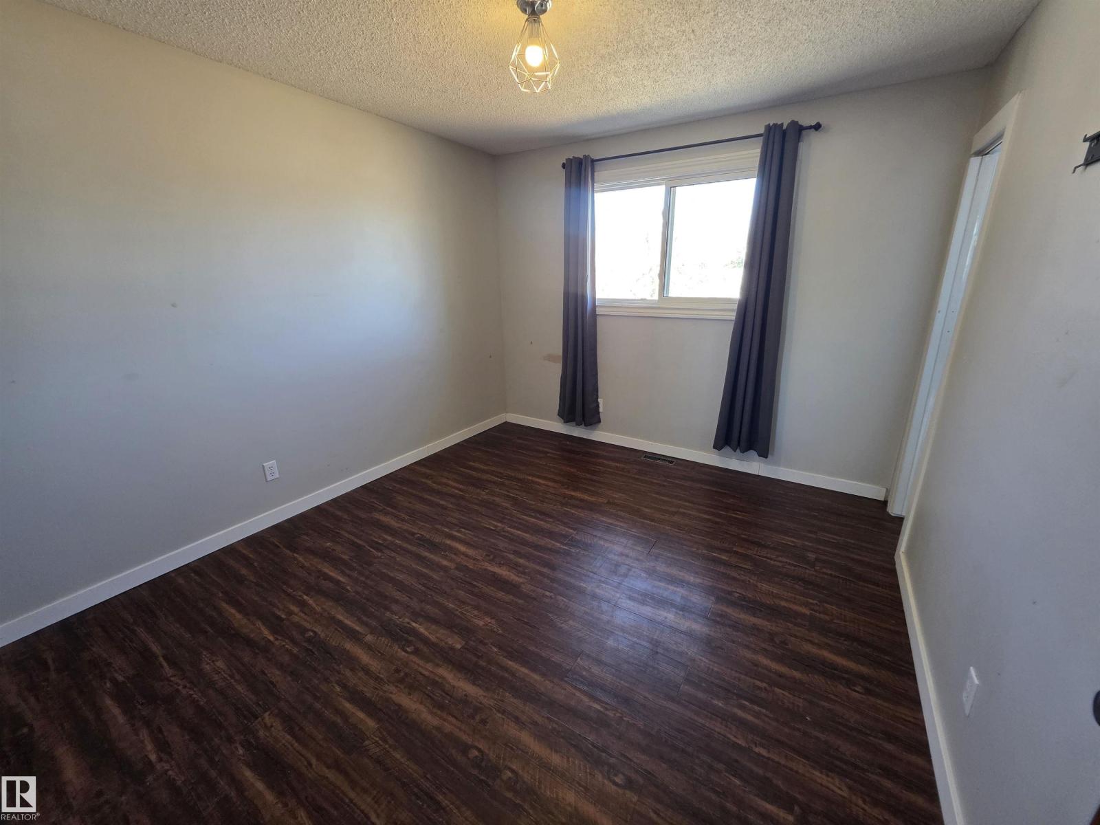 4924 50a Av, Entwistle, Alberta  T0E 0S0 - Photo 11 - E4483414