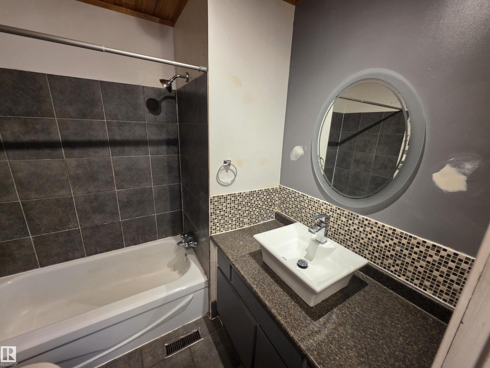 4924 50a Av, Entwistle, Alberta  T0E 0S0 - Photo 16 - E4483414