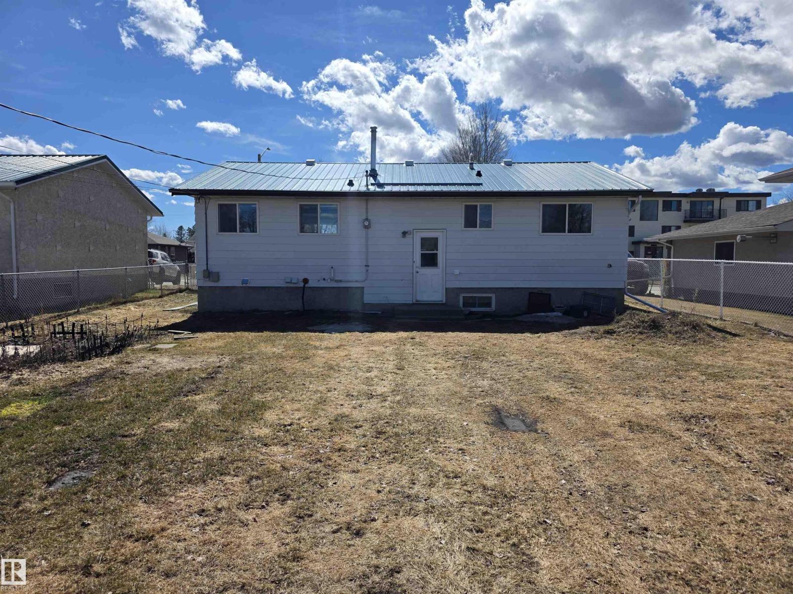 4924 50a Av, Entwistle, Alberta  T0E 0S0 - Photo 32 - E4483414