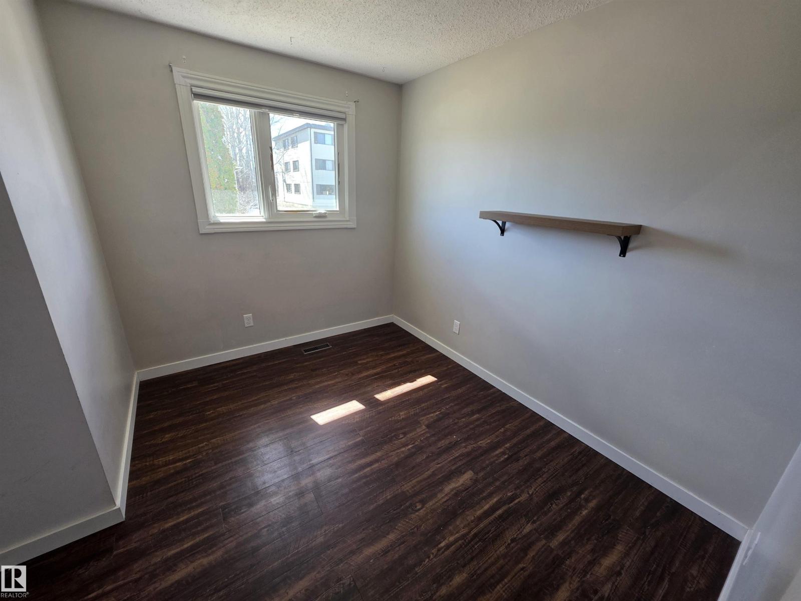 4924 50a Av, Entwistle, Alberta  T0E 0S0 - Photo 9 - E4483414