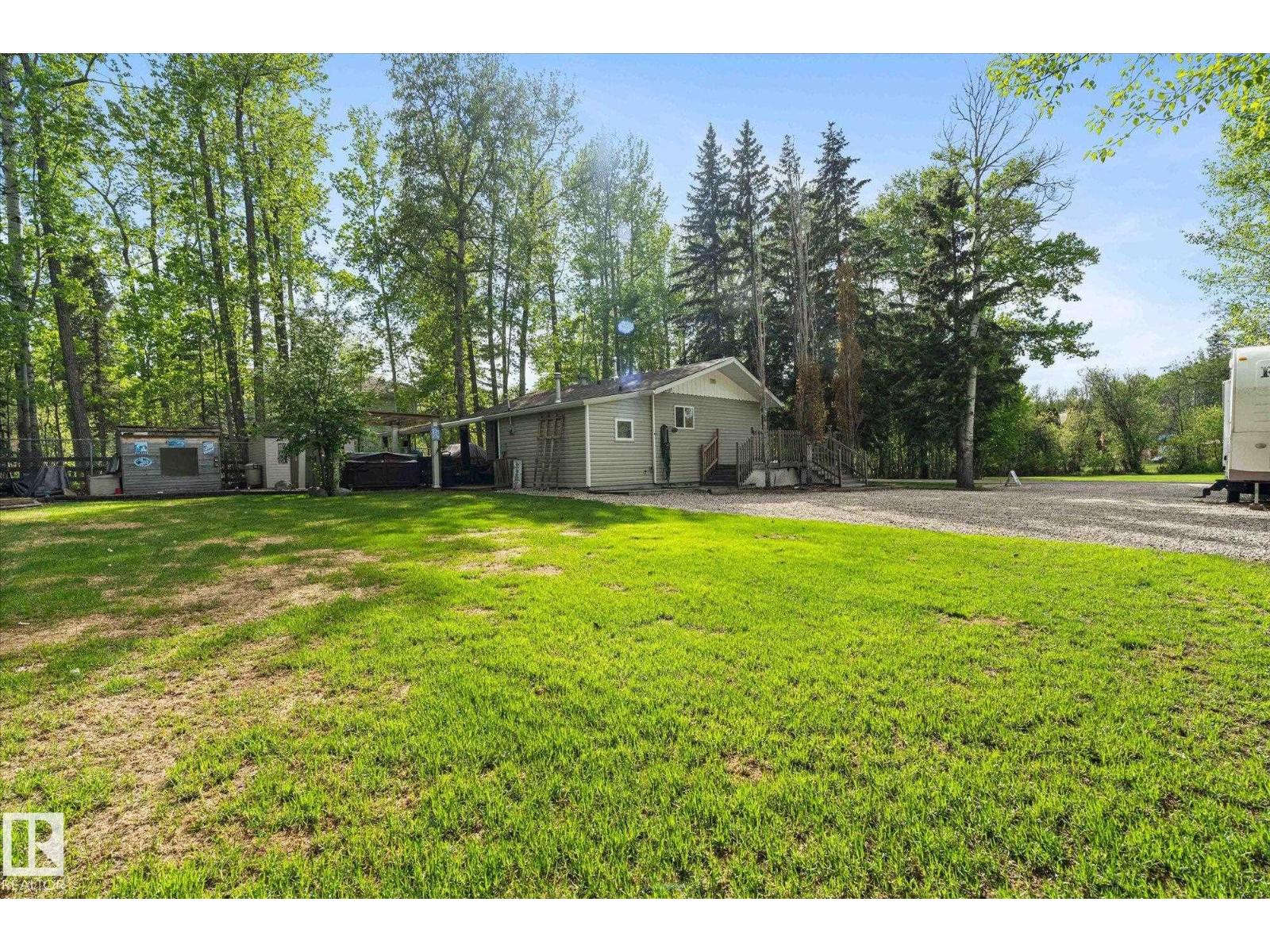 1028-1029 10 St, Rural Lac Ste. Anne County, Alberta  T0E 0A2 - Photo 33 - E4483415