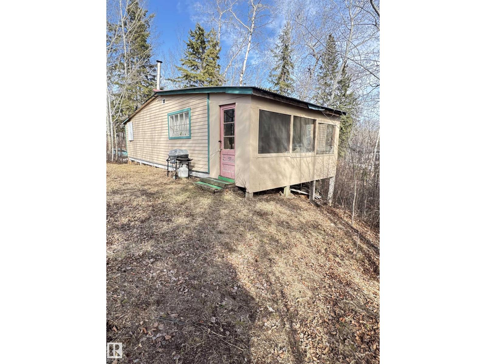 863 Westcove Drive, Rural Lac Ste. Anne County, Alberta  T0E 1V0 - Photo 1 - E4483492
