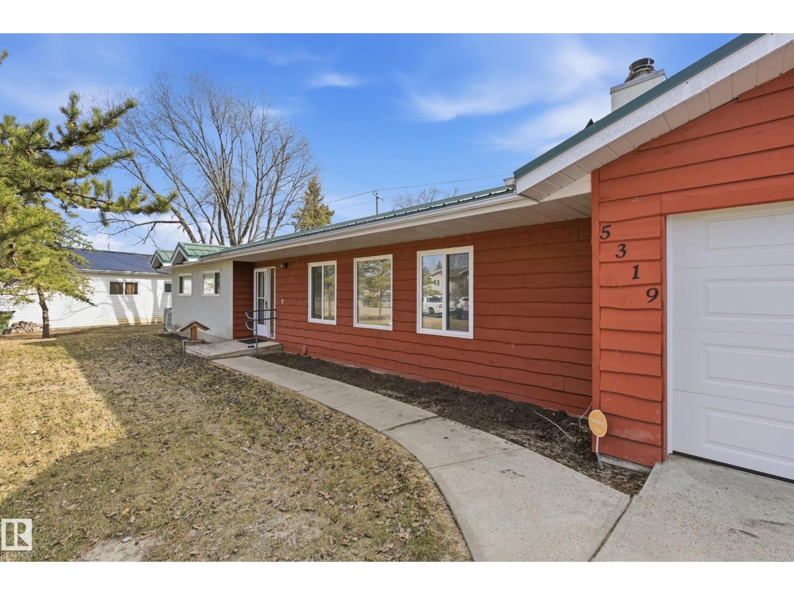 5319 49 Av, Onoway, Alberta  T0E 1V0 - Photo 4 - E4483709