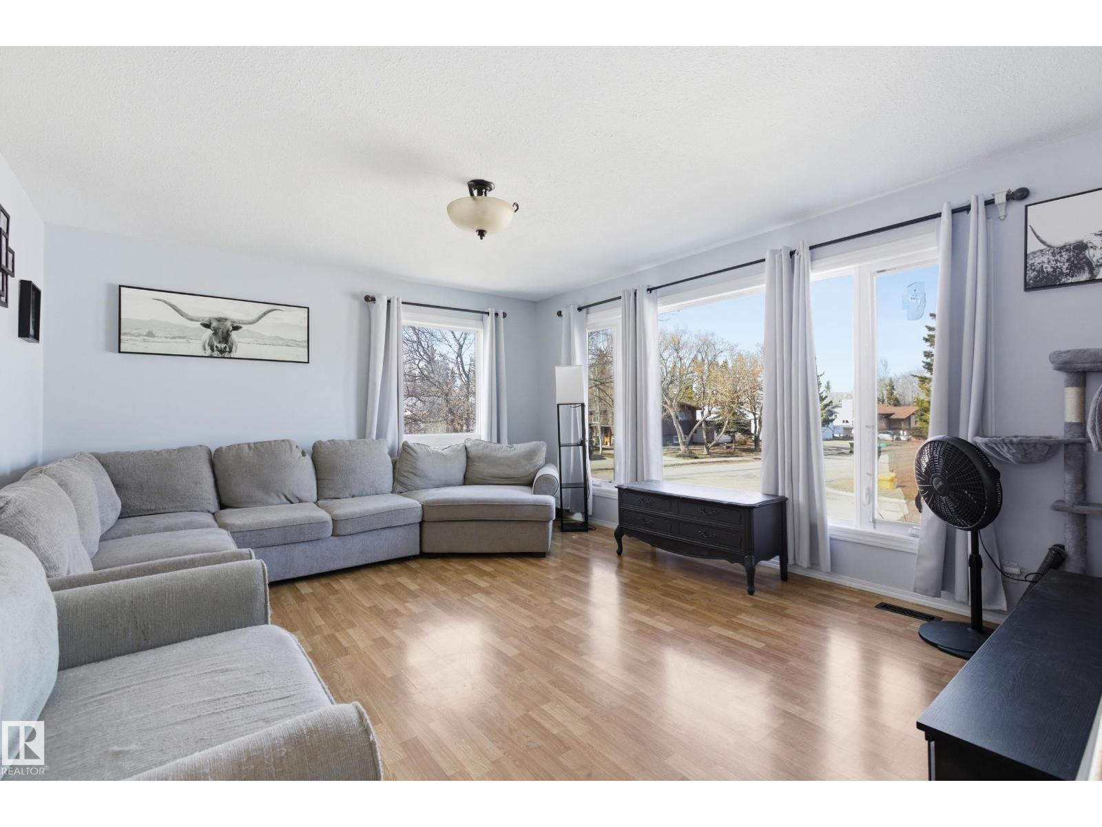 4503 48 Av, Onoway, Alberta  T0E 1V0 - Photo 3 - E4483726