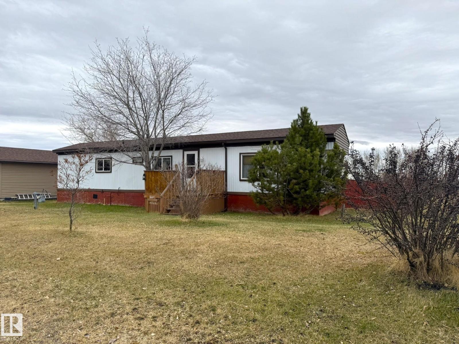 4704 55 Av, Warburg, Alberta  T0C 2T0 - Photo 1 - E4483834